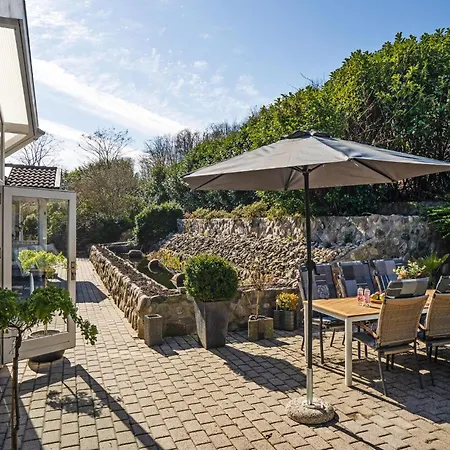 3 Bedroom Amazing In Casa vacanze